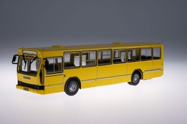 Wystawa modeli Auto-Welt - Autobus Jelcz żółty