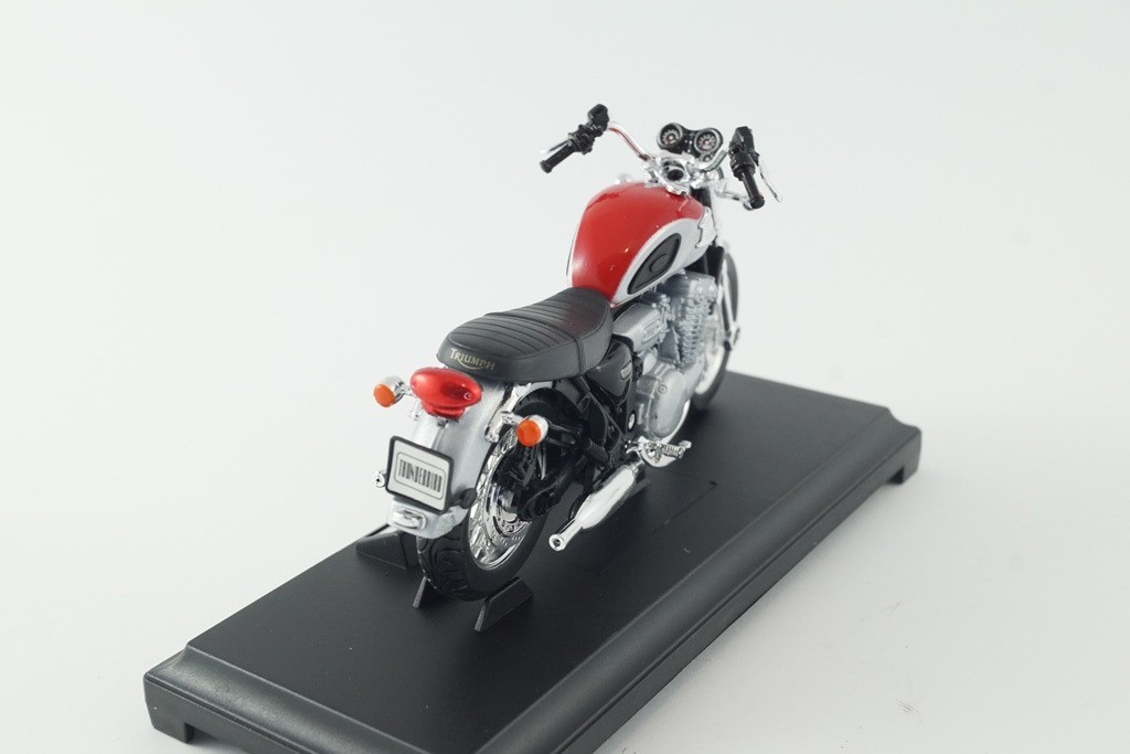 Triumph Thunderbird - Motocykle