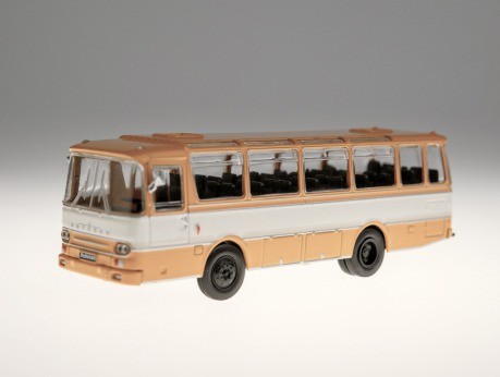 Wystawy modeli kolekcjonerskich - Autobus Autosan - skos